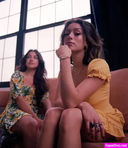 Serena Mello OnlyFans Thumbnail #zya85qZ1Z3