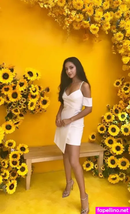 Serena Milan OnlyFans Thumbnail #94L1EScm4o