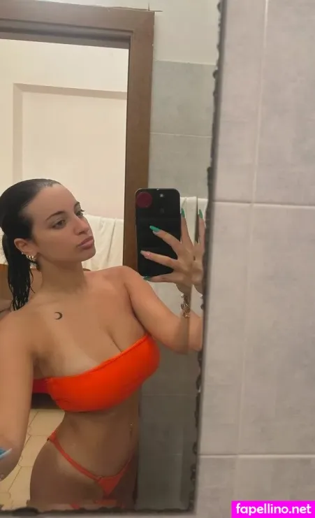 Serena Minniti OnlyFans Thumbnail #nUCtSjb4QI