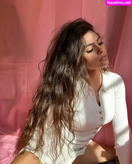 Serena Muniz 1 OnlyFans Thumbnail #gGEXzIa5NP