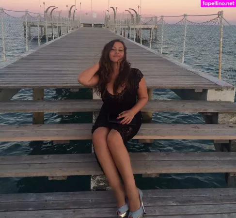 Serena Roberti OnlyFans Thumbnail #4mdj6zHnry