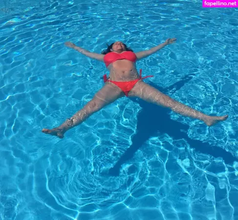 Serena Roberti OnlyFans Thumbnail #IaBPtKYj7T