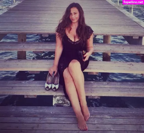 Serena Roberti OnlyFans Thumbnail #tj3MCWU9gy