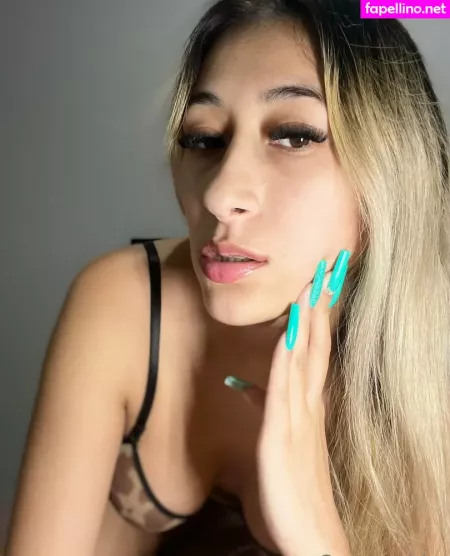 Serenaabby OnlyFans Thumbnail #FFla7ELEKB