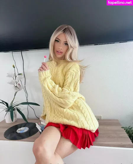 Serenaakari OnlyFans Thumbnail #pTYF20GUww