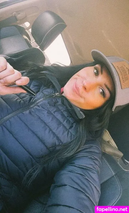 Serenaaquino Main Profile Photo