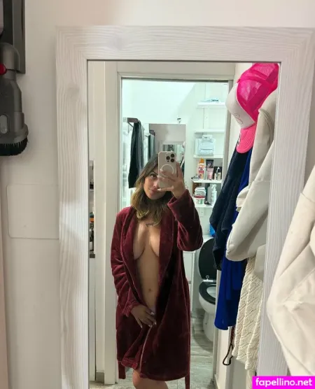 Serenagomes69 Main Profile Photo