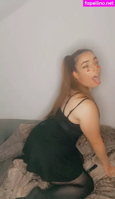 Serenewaifu OnlyFans Thumbnail #icLXXiV5Uc
