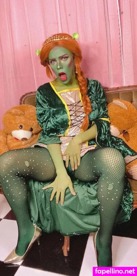 Serenialilith OnlyFans Thumbnail #Pu9FOEQqqz