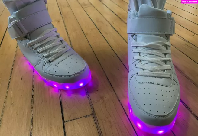 Serenitaboo OnlyFans Thumbnail #rcD5AAHx9D