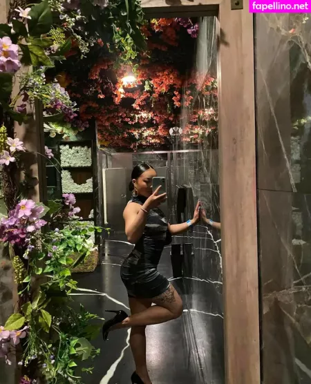 Serenity Yang OnlyFans Thumbnail #m8mriFhAuv