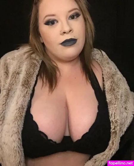 Serenitymae Main Profile Photo