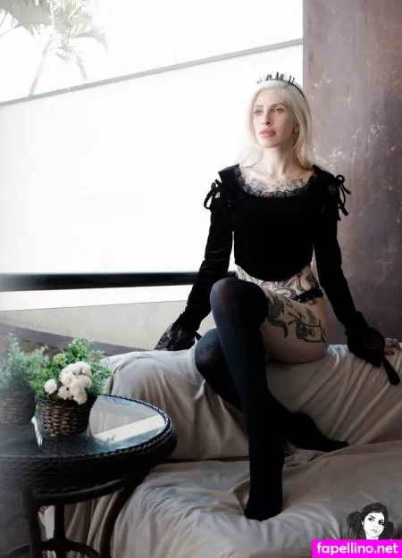 Serenna OnlyFans Thumbnail #5oWvfY4QP6