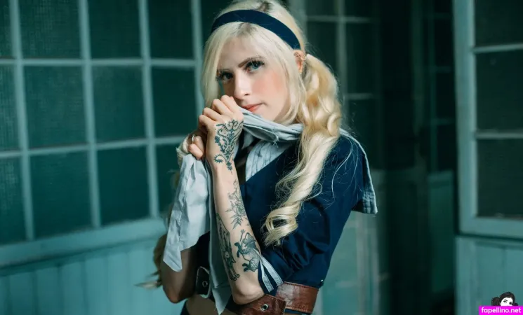 Serenna OnlyFans Thumbnail #j67E3fXVRo