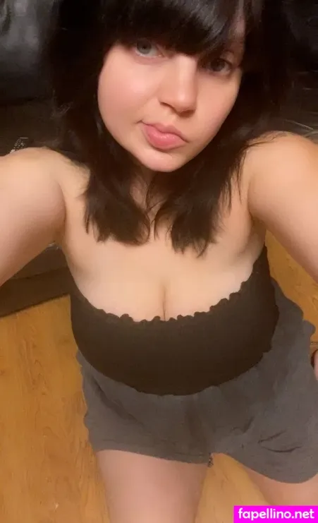 Serra Rae Main Profile Photo