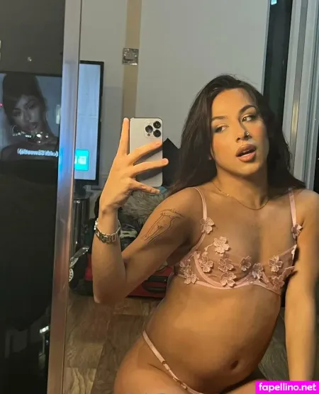 Serveegina OnlyFans Thumbnail #9WXh7B98yi