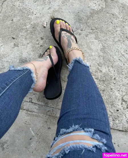 Servingfet OnlyFans Thumbnail #UElCfz1Ej0