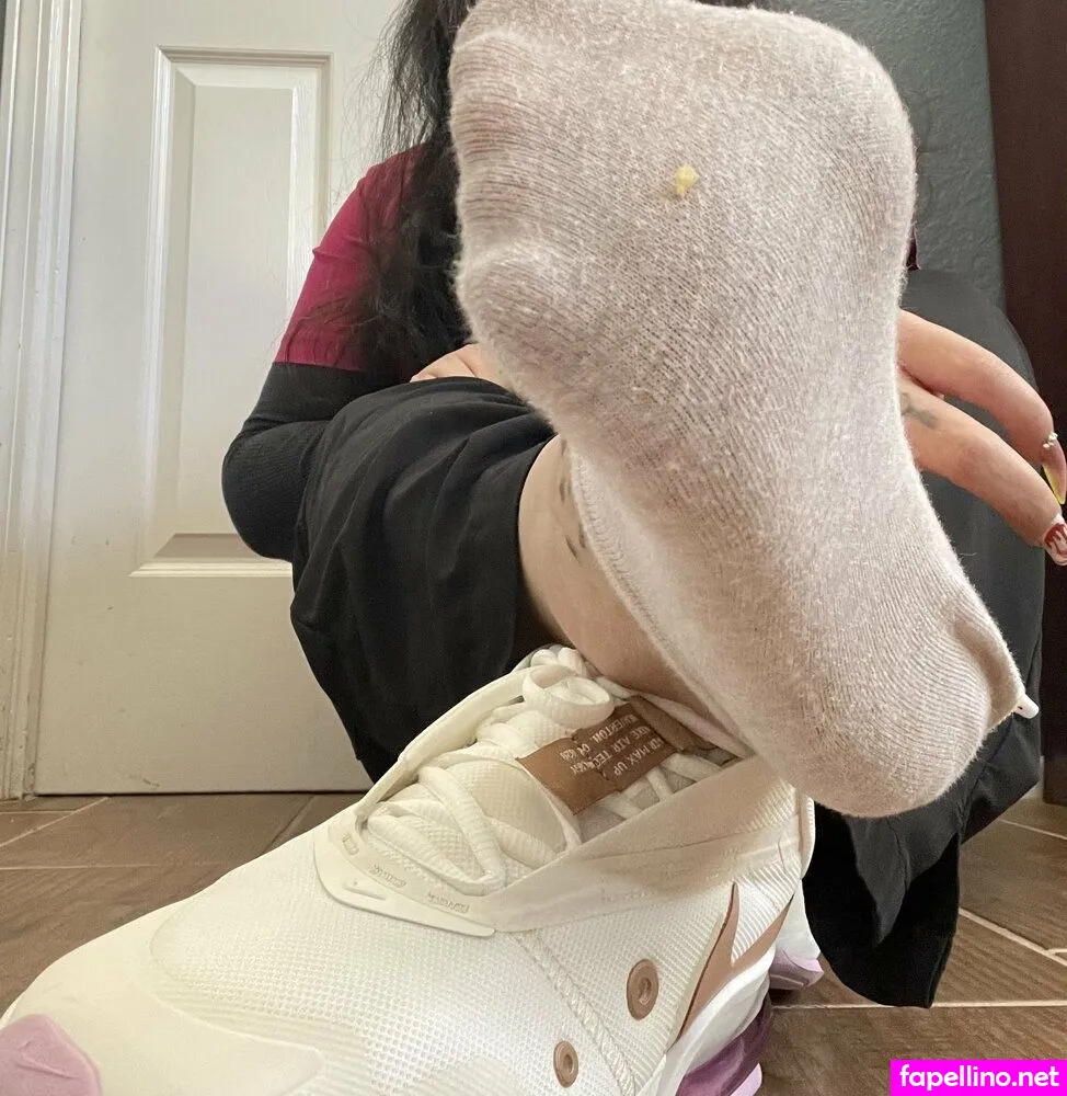 ladyasshh_, servingfet Nude Leaked OnlyFans Photo #VNwuxrmTef