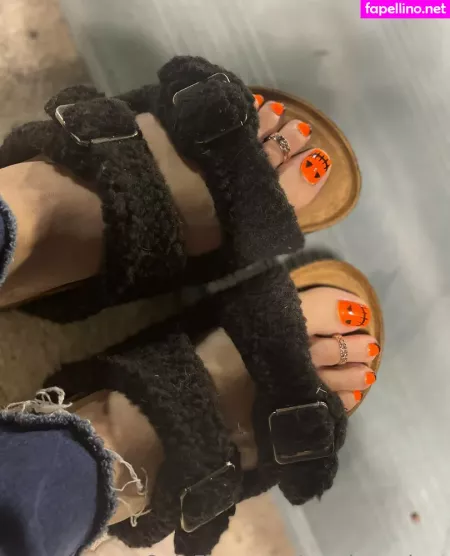 Servingvelvet OnlyFans Thumbnail #XLfHDuLiQF