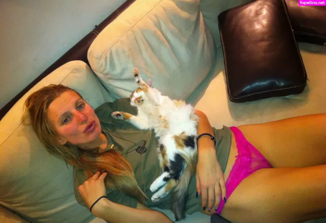 Sesil Karatantcheva OnlyFans Thumbnail #GuBSdVHqrS