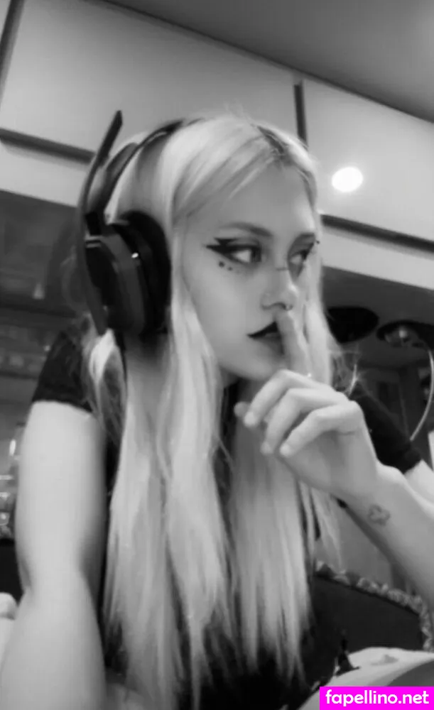 Insanityxkills, setenstoned Nude Leaked OnlyFans Photo #ZneI8IIlLs