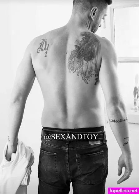 Sexandtoy OnlyFans Thumbnail #zHEZwTuZl9