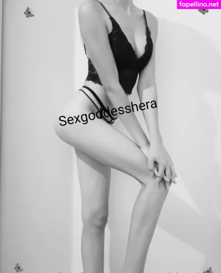 Sexgoddesshera OnlyFans Thumbnail #NiWwU8niRR