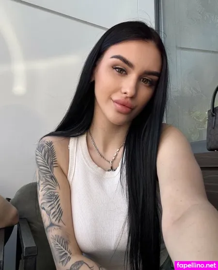 Sexible OnlyFans Thumbnail #KkbqMrtGnW
