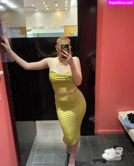 Sexxilexxi23 OnlyFans Thumbnail #LXuhb8eb3G