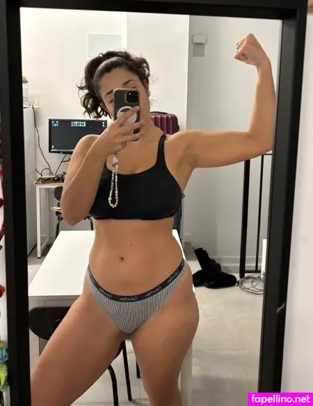 Sexxxychiara OnlyFans Thumbnail #0yqOf91McG