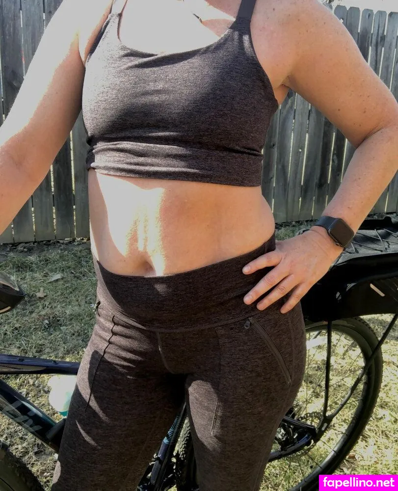 glamberly_, sexy_ember2 Nude Leaked OnlyFans Photo #MB9DBj2eao