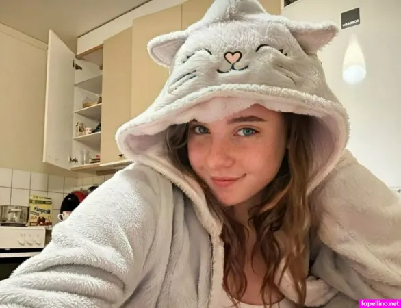Sexy Ariel OnlyFans Thumbnail #J6yZwlXxzu