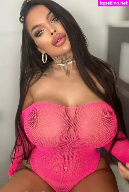 Sexy Hexy96 OnlyFans Thumbnail #BYyNelZpGt