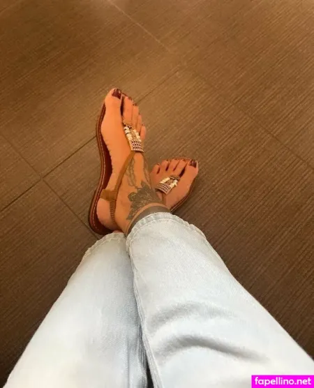 Sexy Ilaria OnlyFans Thumbnail #RKgD7HsBrv