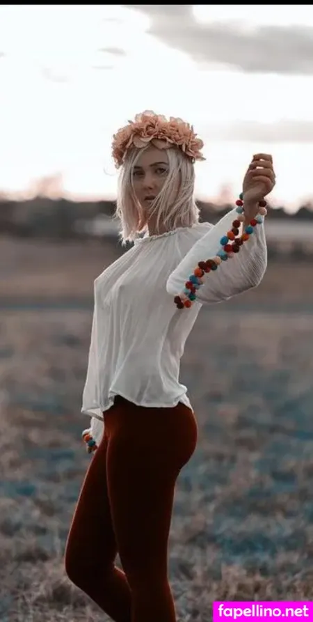 Sexy Julia OnlyFans Thumbnail #ZMknWdVpRU