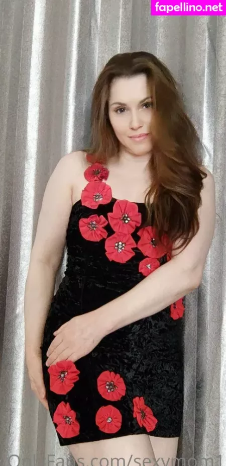 Sexy Mom OnlyFans Thumbnail #UH8NeR2eNy
