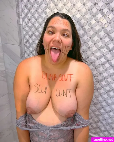 Sexy Slut OnlyFans Thumbnail #yxwyCkEIXo