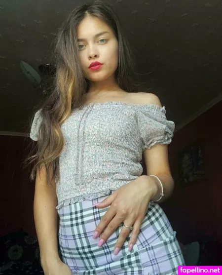 Sexyanna69 OnlyFans Thumbnail #S6fmBw2RK4