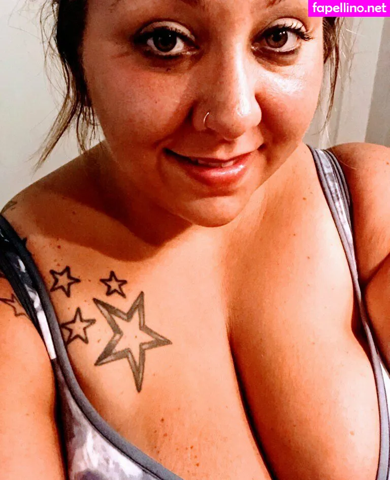 amyymarie118, sexybbwmom11 Nude Leaked OnlyFans Photo #lL6pfYA5Mo