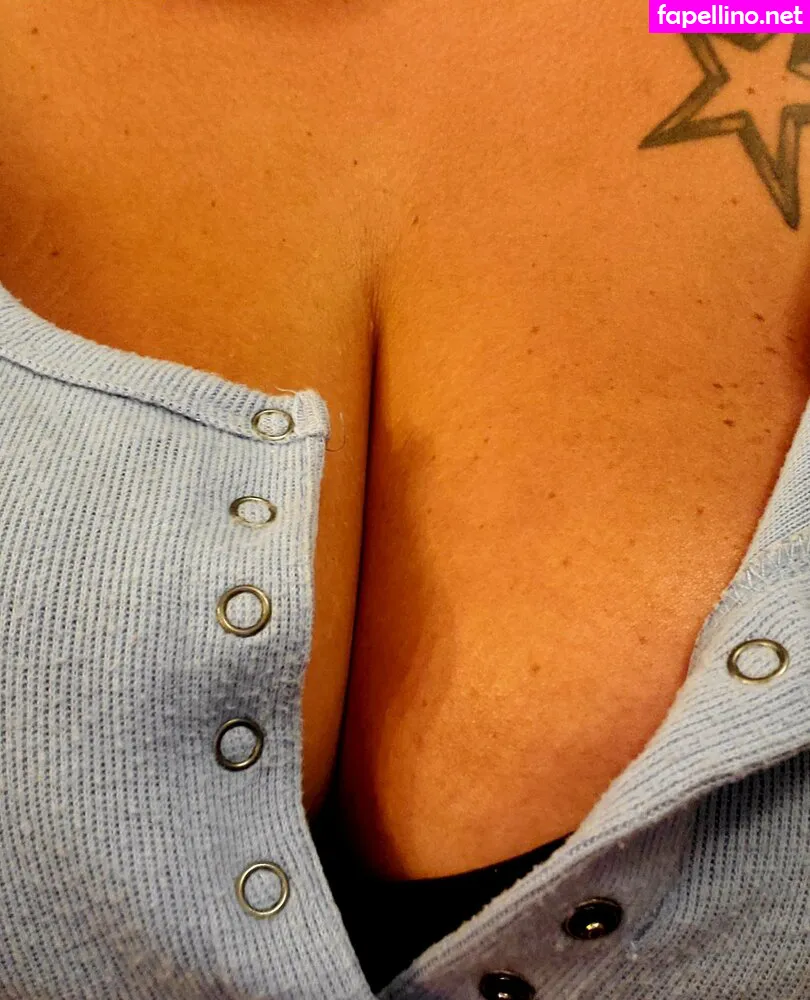 amyymarie118, sexybbwmom11 Nude Leaked OnlyFans Photo #vJaxQTdDV8