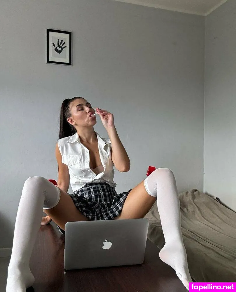 5exy.belly, sexybellyy Nude Leaked OnlyFans Photo #2bPgLGqpdy