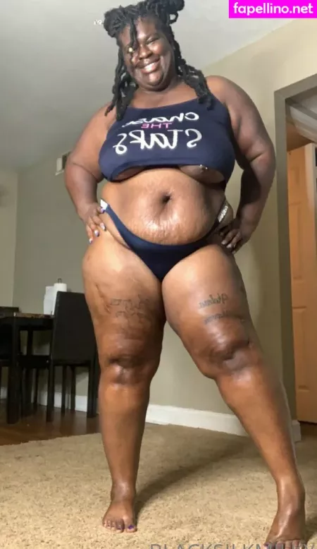 Sexyblacksilkp1 OnlyFans Thumbnail #voiyKzfaF9