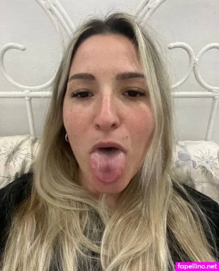 Sexyblondiespring OnlyFans Thumbnail #IB3MjDQ7YG