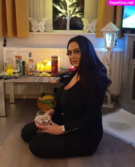 Sexyemmabutt OnlyFans Thumbnail #e2ZC5V48iY