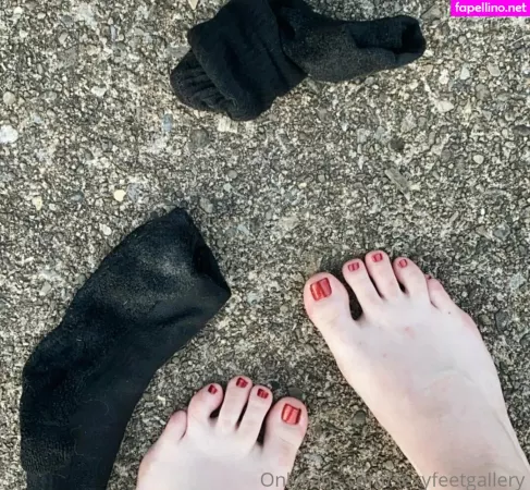 Sexyfeetgallery OnlyFans Thumbnail #GNUY4XUdqv