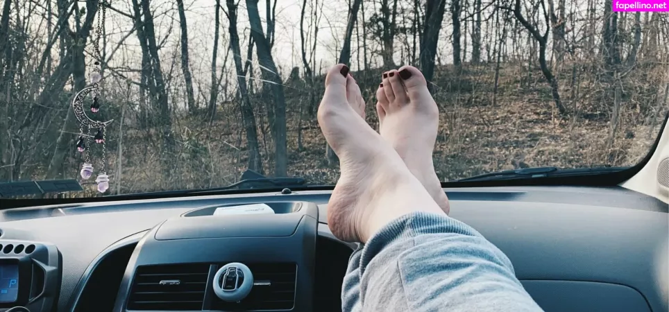Sexyfeetgallery OnlyFans Thumbnail #bW8BdwIpct