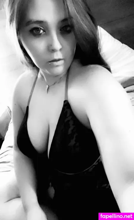 Sexyford1989 OnlyFans Thumbnail #4Df2WpIi4r