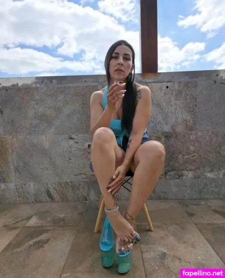 Sexyheels Paola18 OnlyFans Thumbnail #6Z5Xr0YnCs
