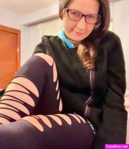 Sexyhousewifex 1 OnlyFans Thumbnail #vrhirnYEKj