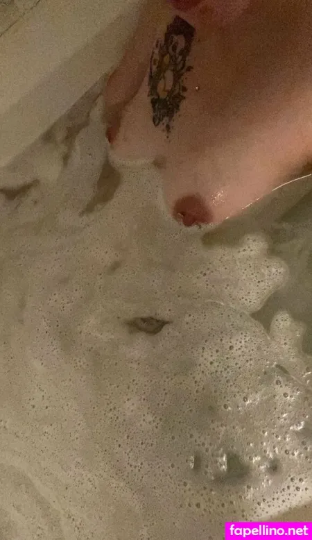 Sexyinthesheets OnlyFans Thumbnail #KNIBg9rWJA